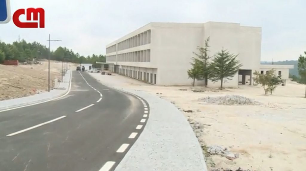 Dois Mortos E Dois Feridos Graves Num Tiroteiro Em Aguiar Da Beira Caruspinus Dois Mortos E Dois Feridos Graves Num Tiroteiro Em Aguiar Da Beira Caruspinus